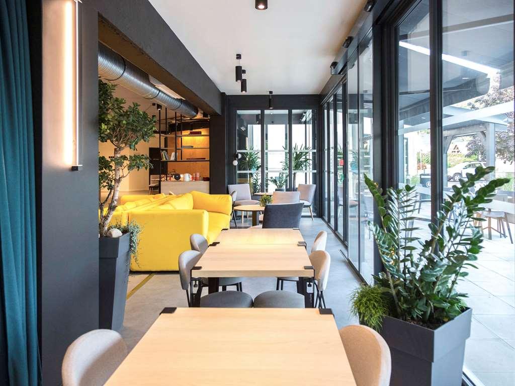 Ibis Styles Bale-Mulhouse Aeroport Hotell Blotzheim Restaurant bilde